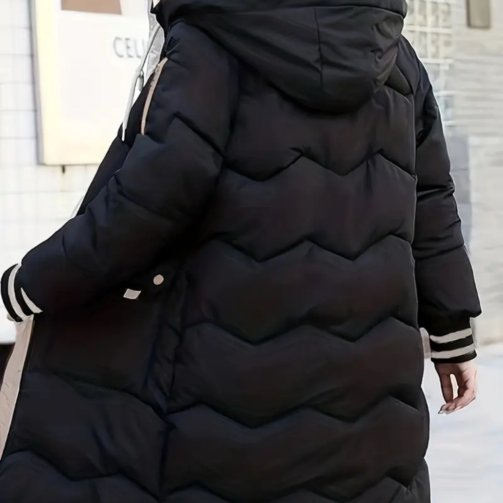 SHEIN Black Hooded Puffer Coat